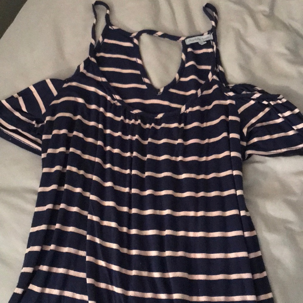 OFF THE SHOULDER STRIPED TOP 😏